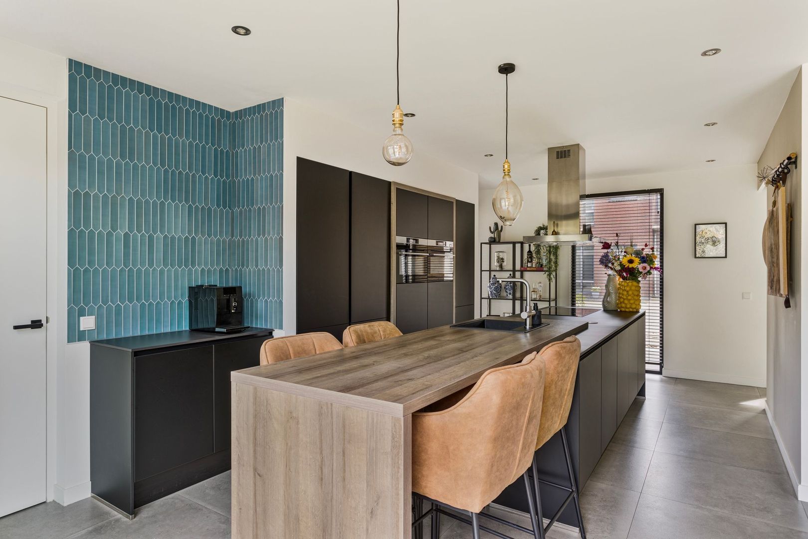 Gulden 2, Uden foto-21