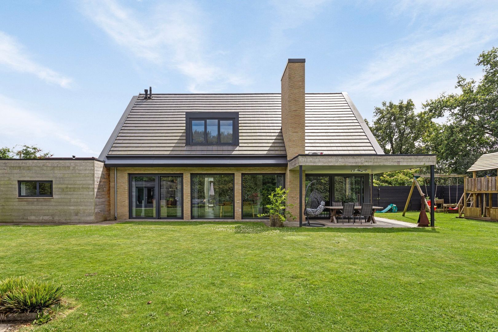 Gulden 2, Uden foto-57