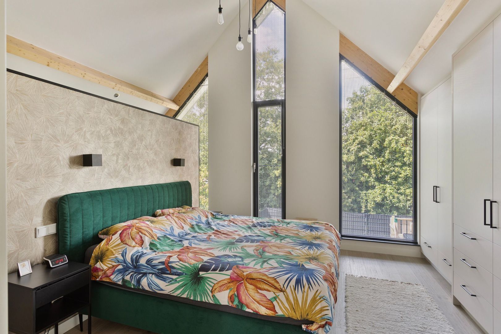 Gulden 2, Uden foto-35