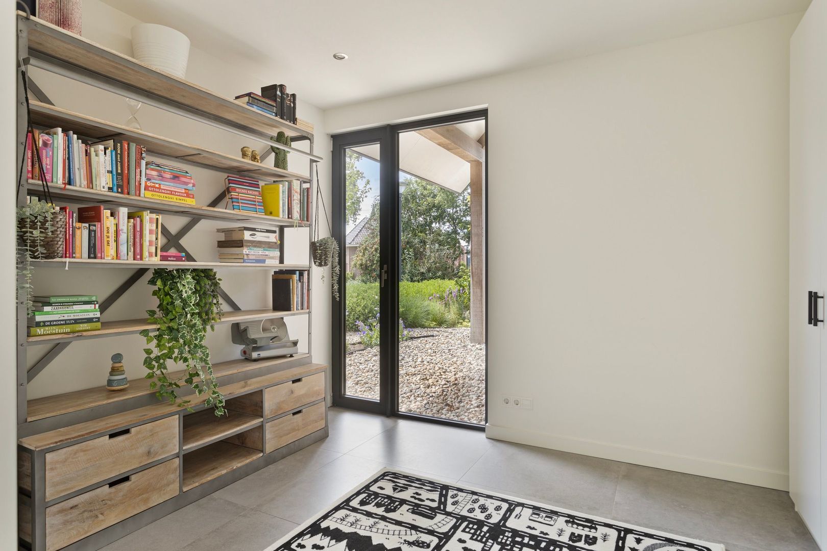 Gulden 2, Uden foto-26