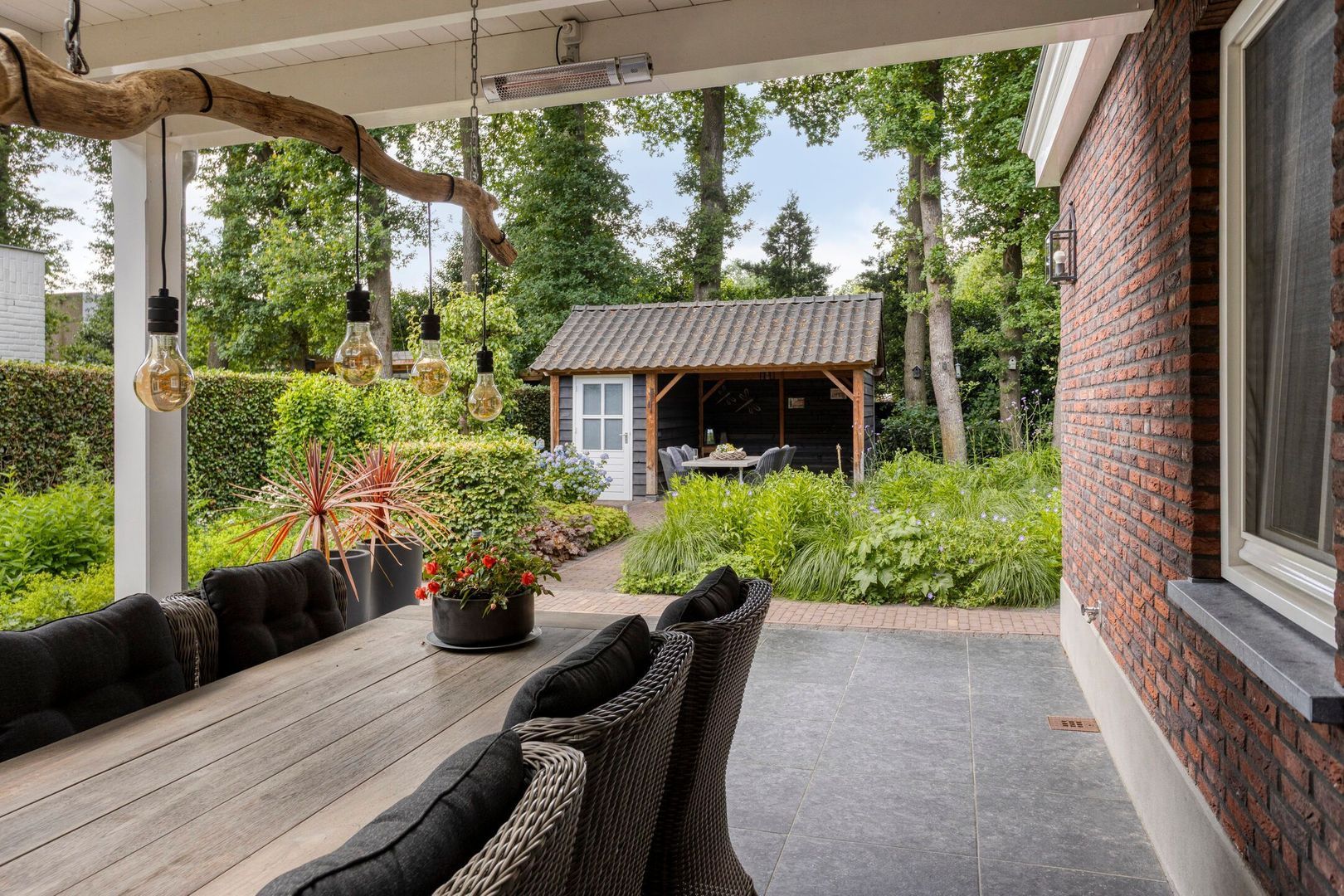 Boslaan 19, Uden foto-47