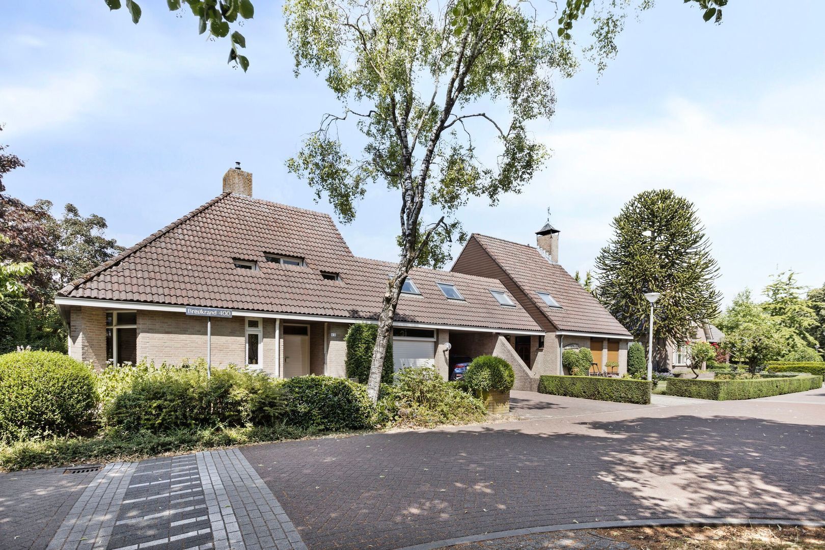 Breukrand 401, Uden foto-1