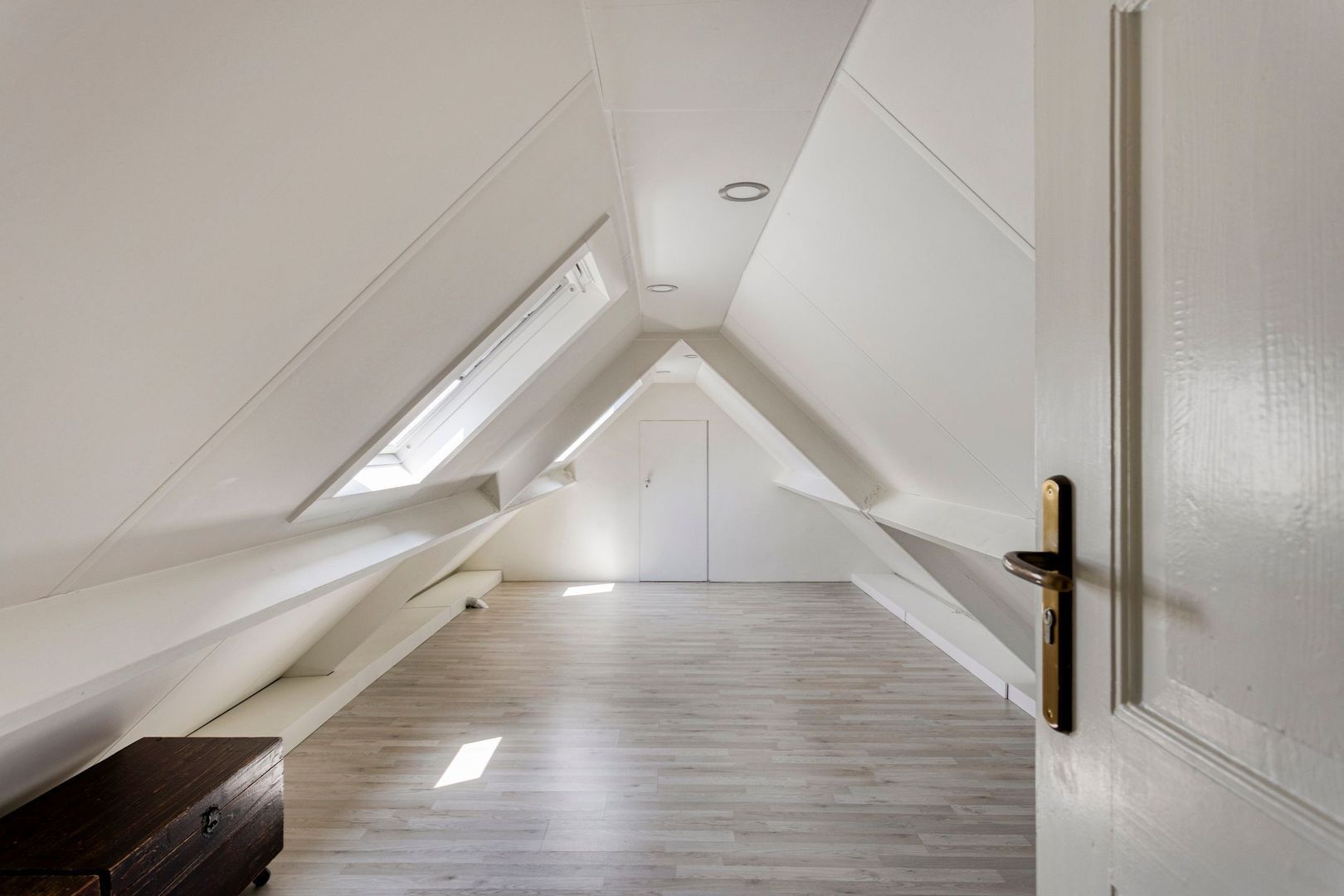 Opper 14, Uden foto-38