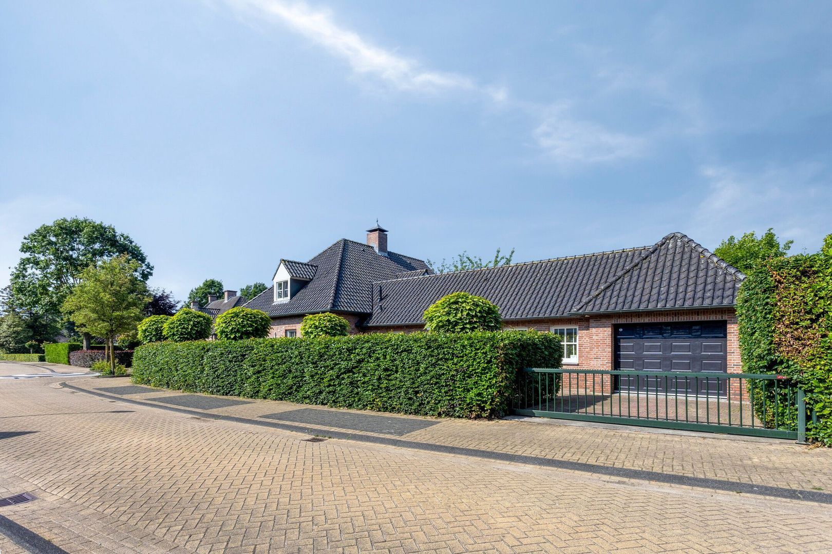 Opper 14, Uden foto-56