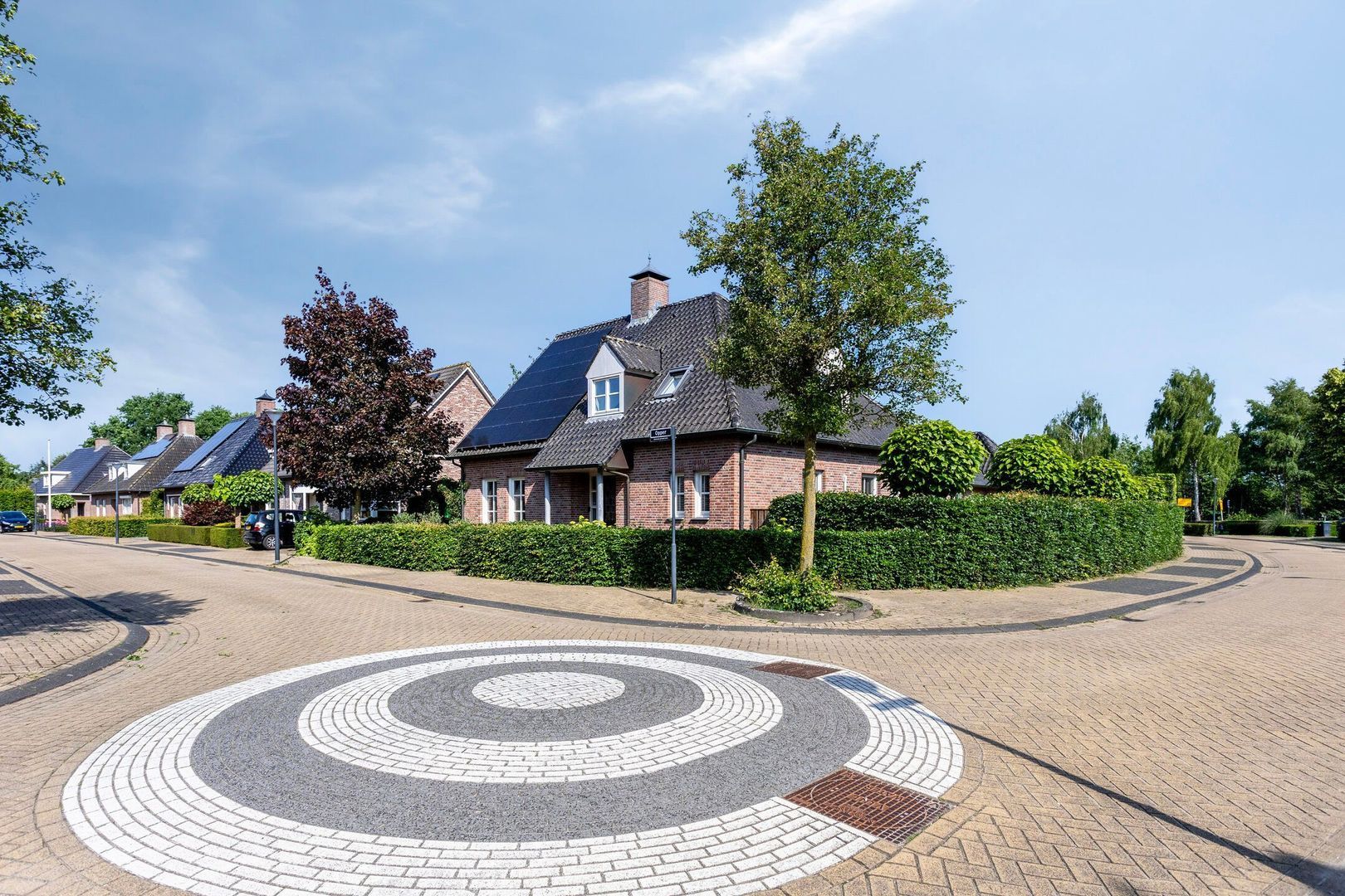 Opper 14, Uden foto-55