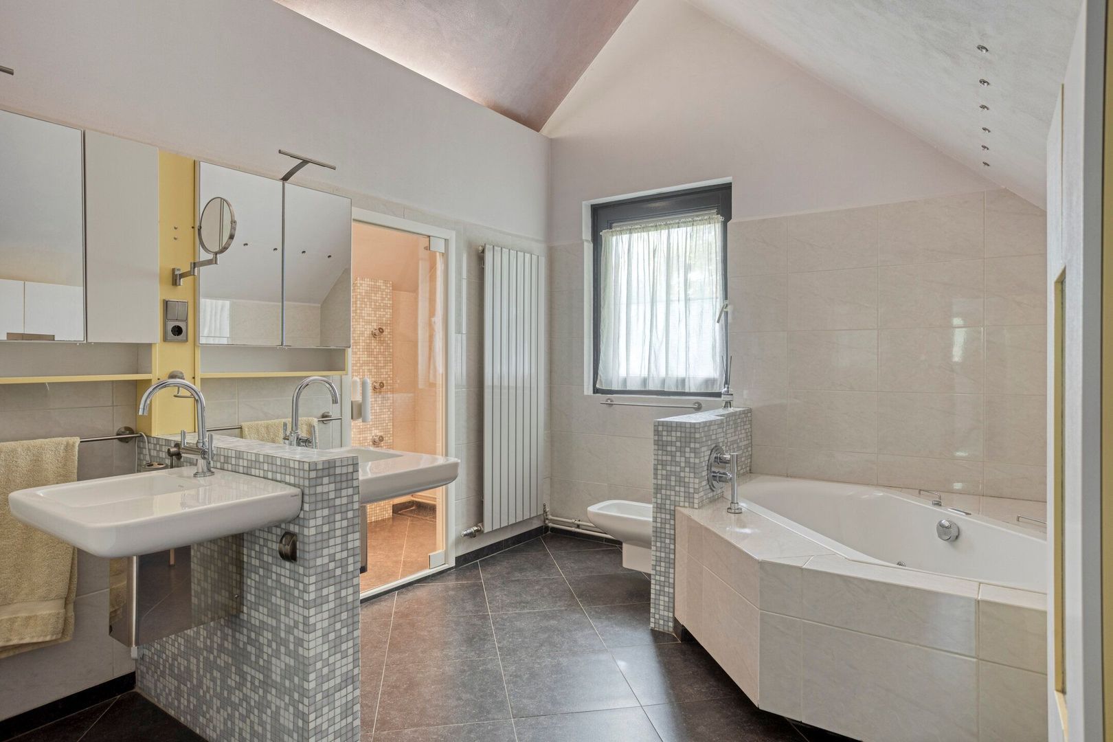 Hurk 209, Uden foto-31