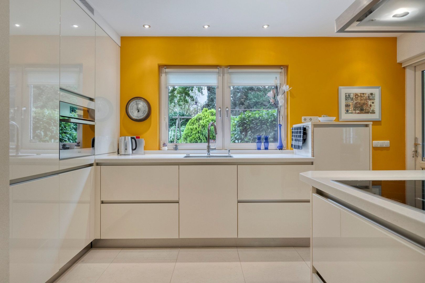 Stoffels 101, Uden foto-17