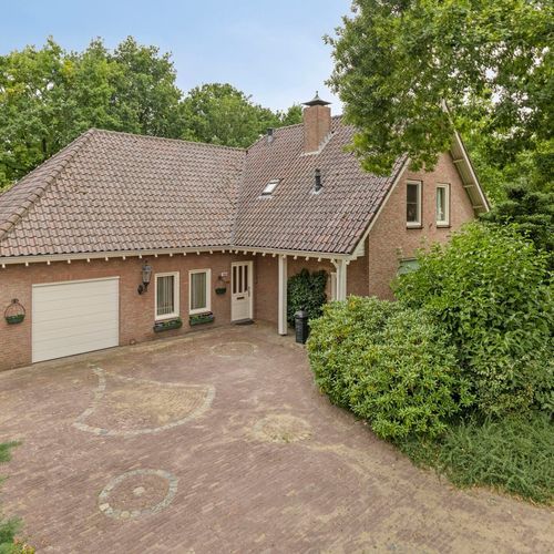 Stoffels 101, Uden foto-1