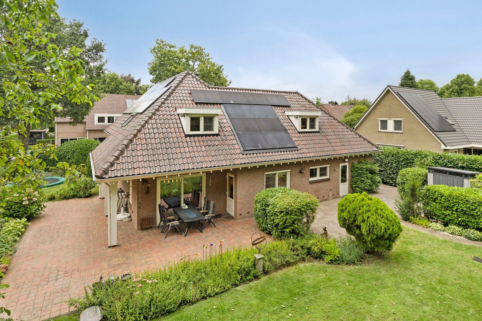 Stoffels 101, Uden foto-34