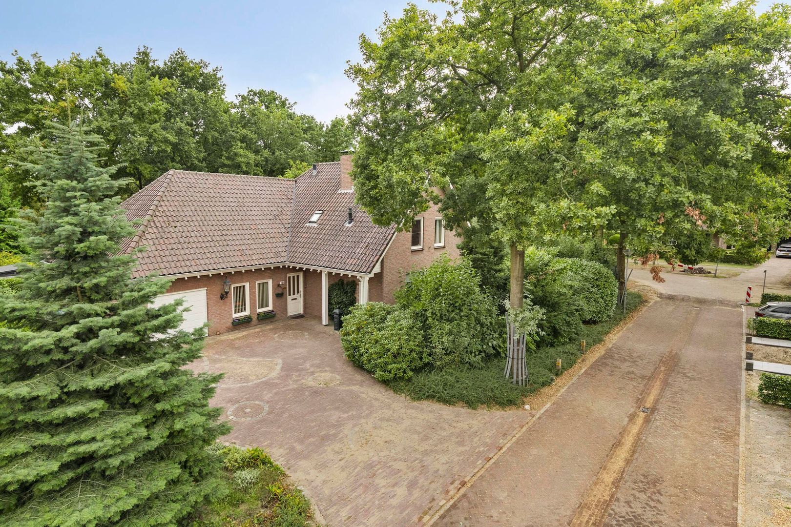 Stoffels 101, Uden foto-46