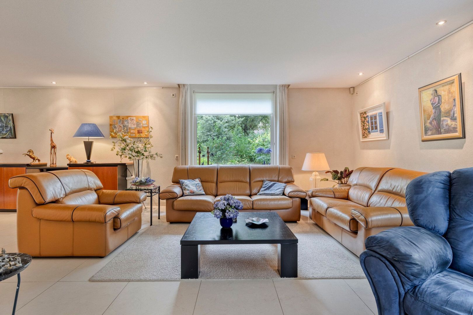 Stoffels 101, Uden foto-12