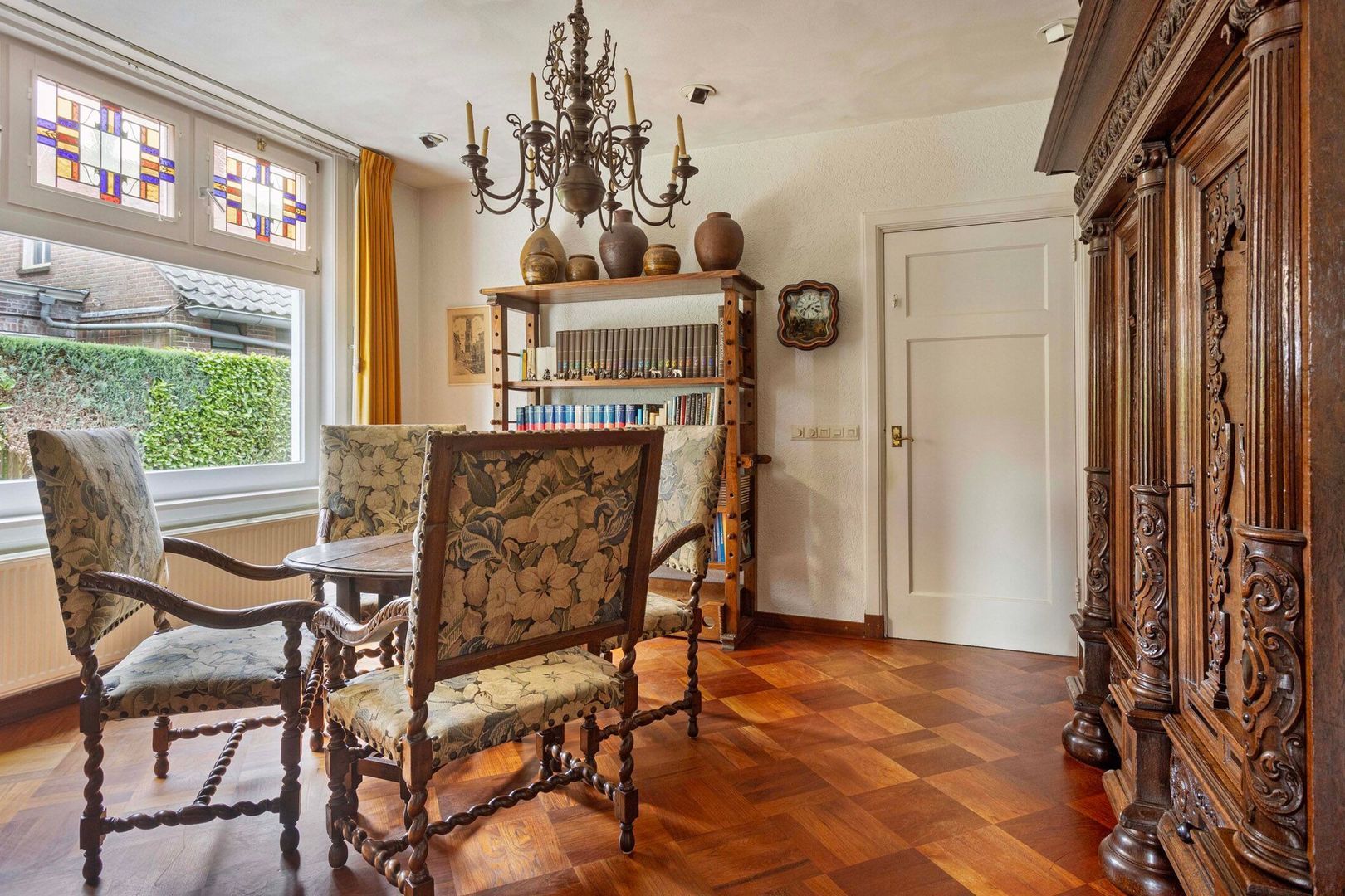 Stationsstraat 2, Mill foto-18