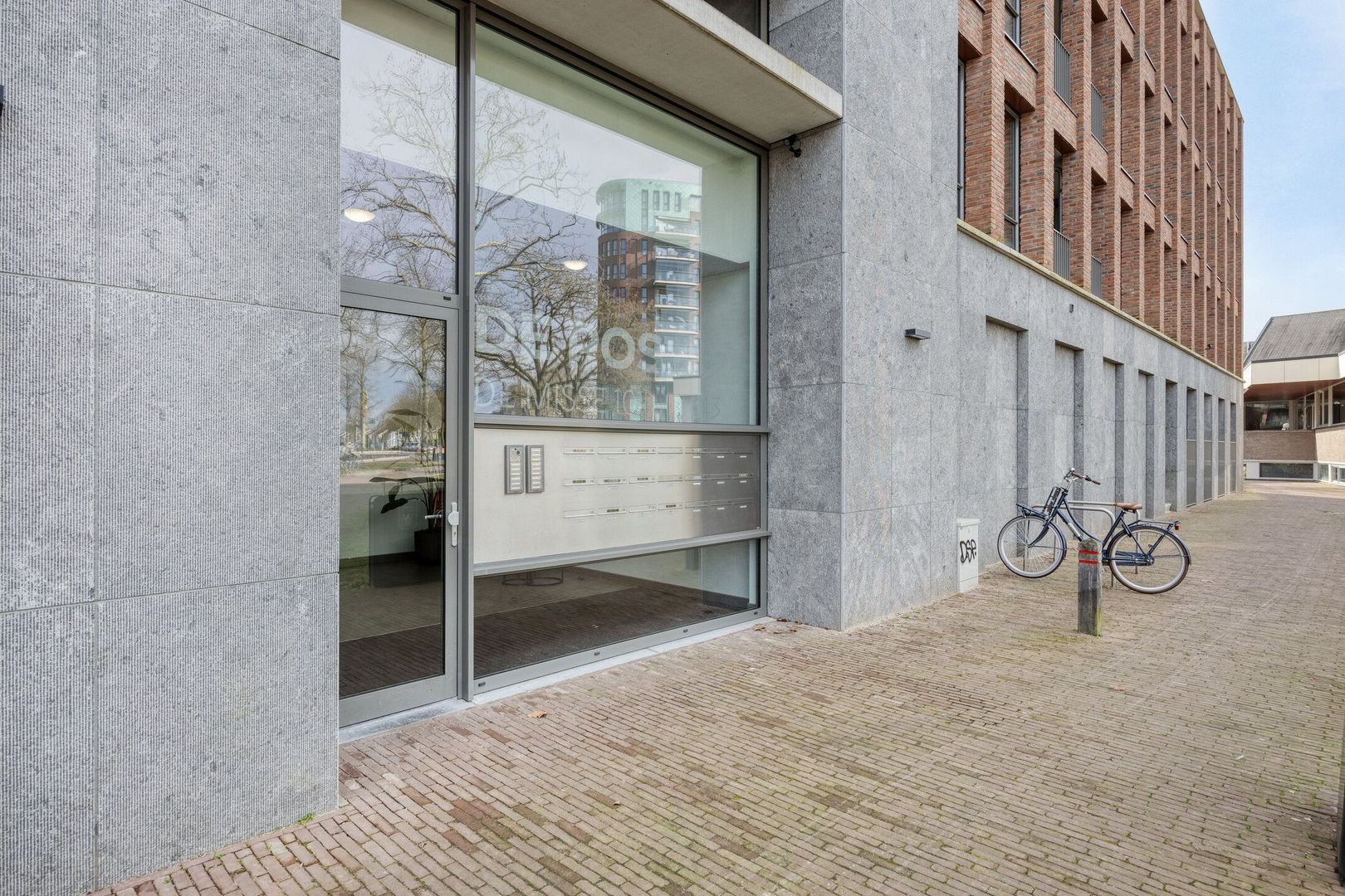 De Misse 129, Uden foto-36