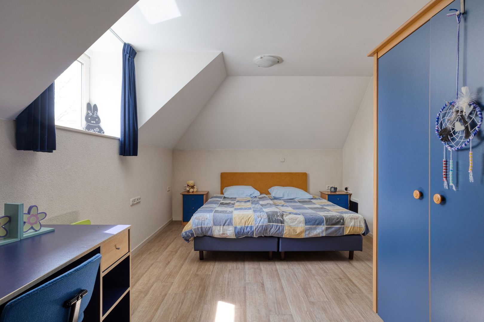 Stoffels 101, Uden foto-33