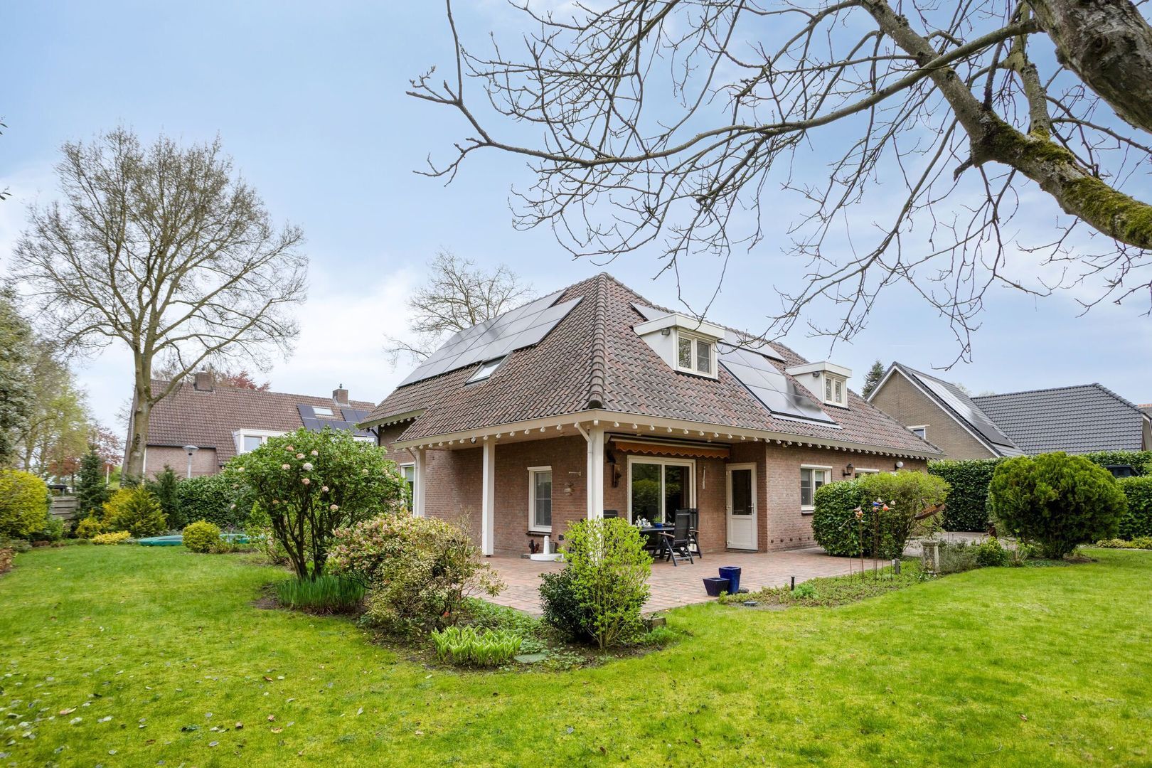 Stoffels 101, Uden foto-45