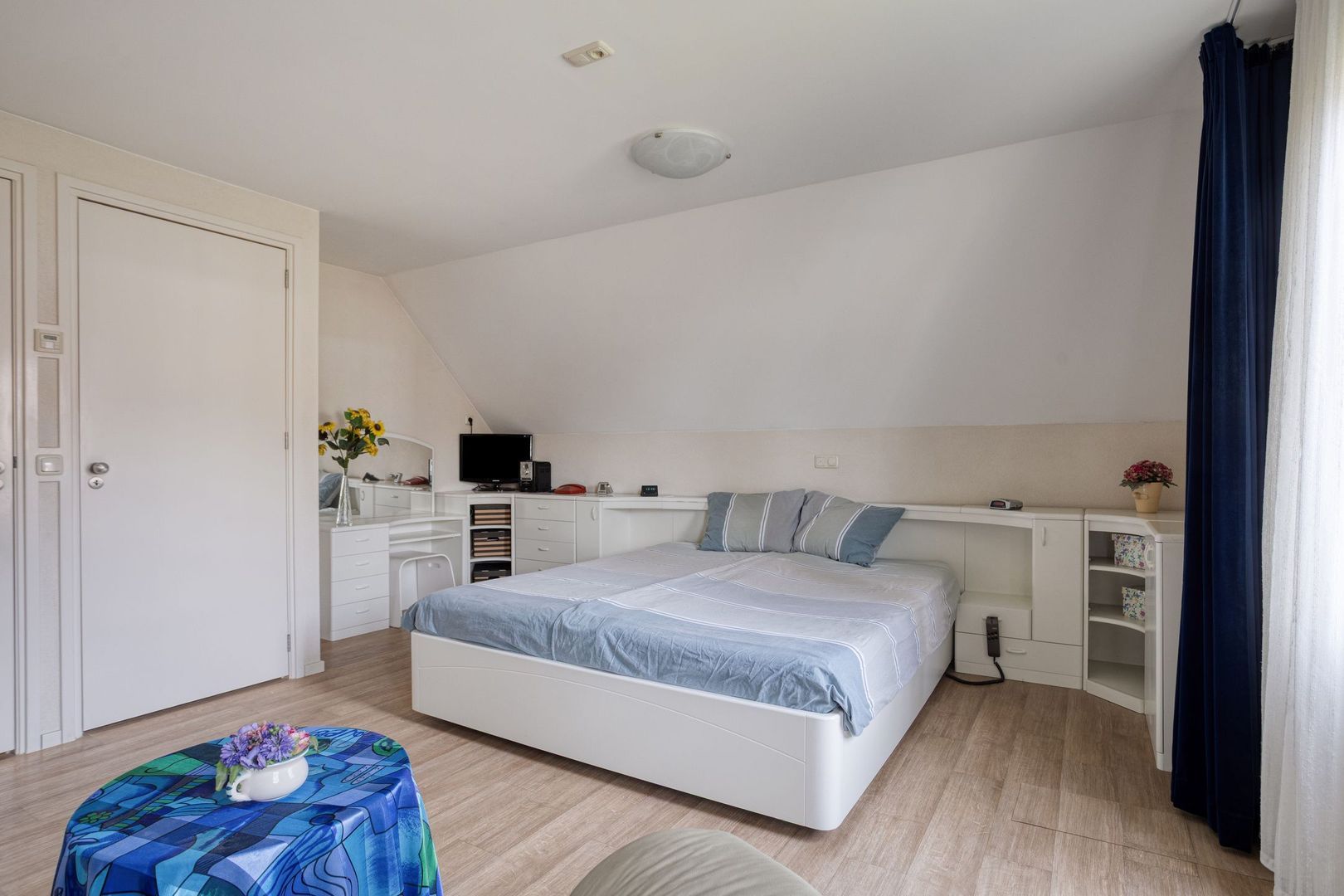 Stoffels 101, Uden foto-28