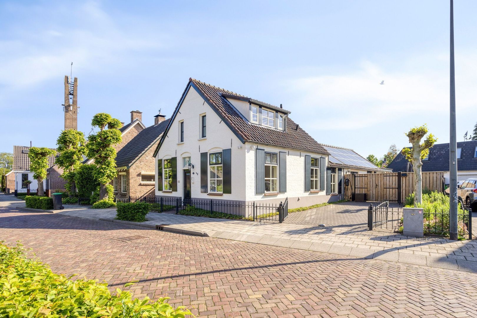 Burgemeester Buskensstraat 22, Uden foto-0