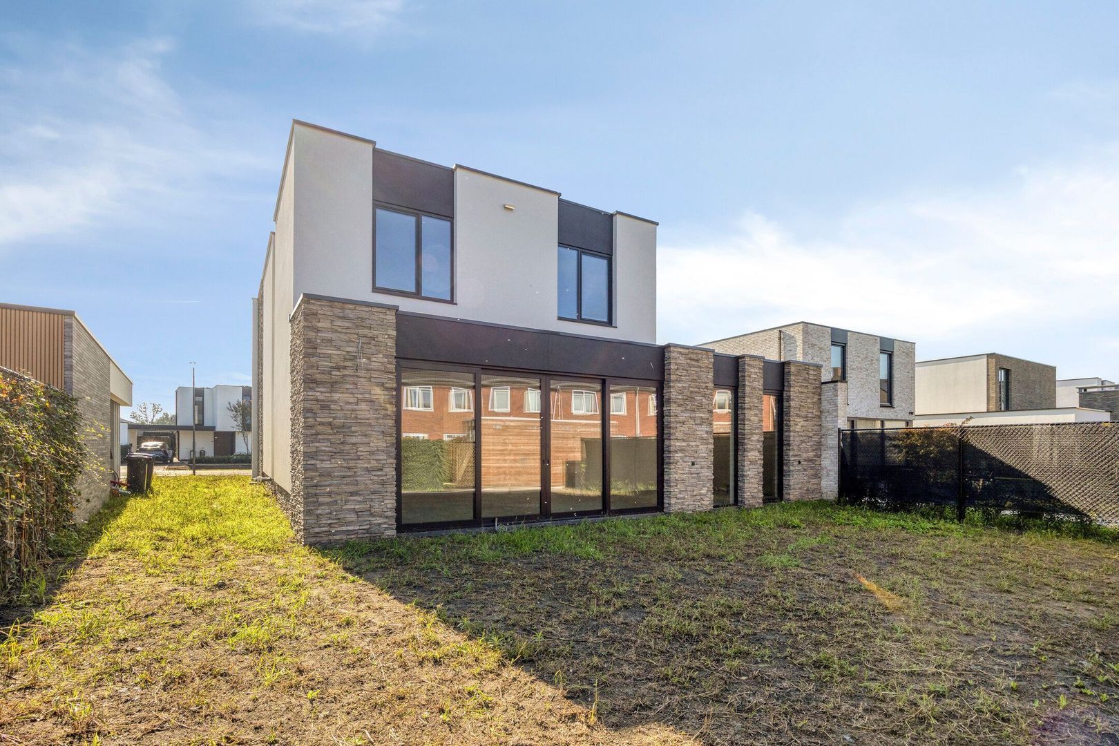 Strengen 3, Uden foto-37