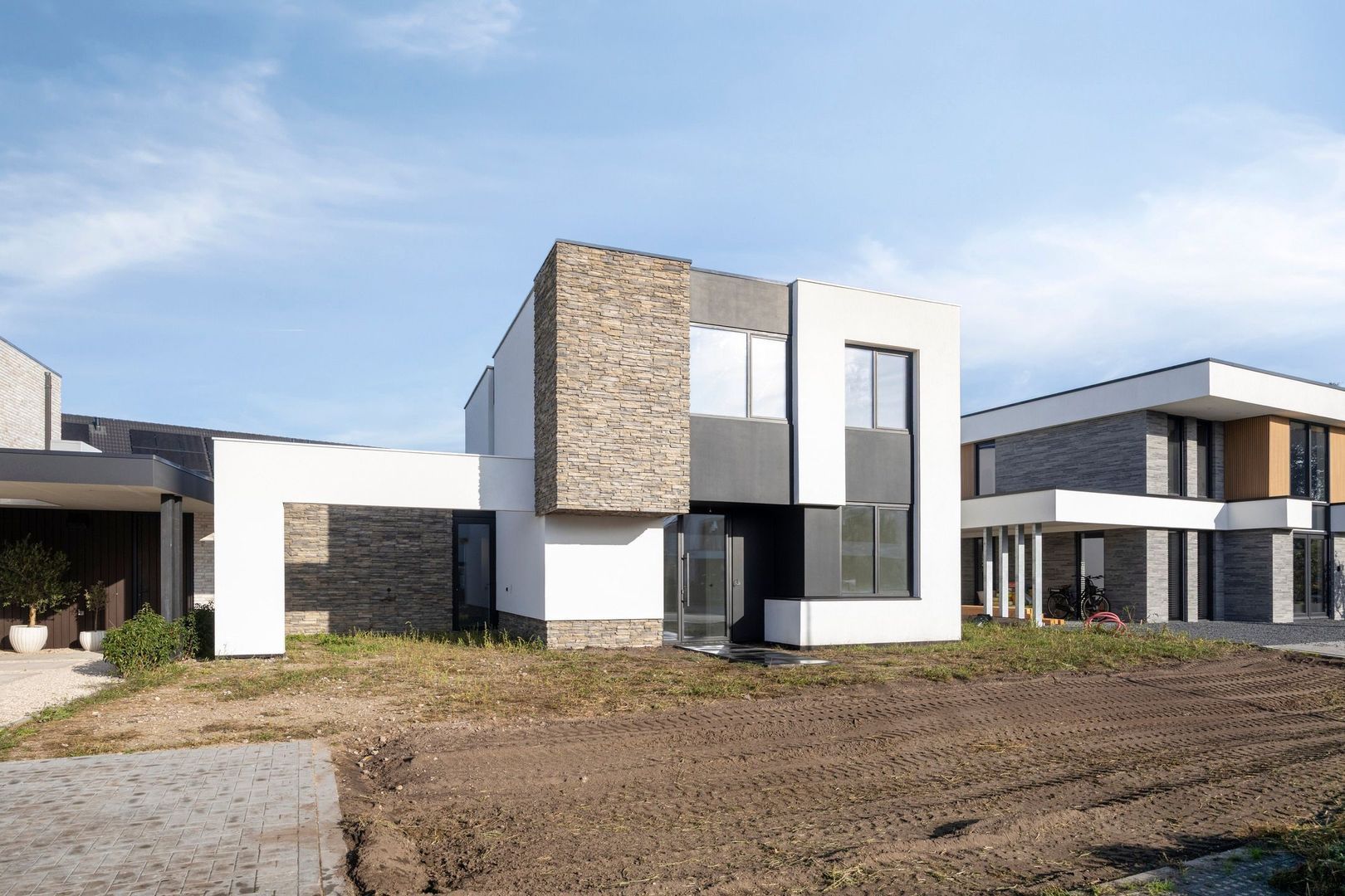 Strengen 3, Uden foto-5