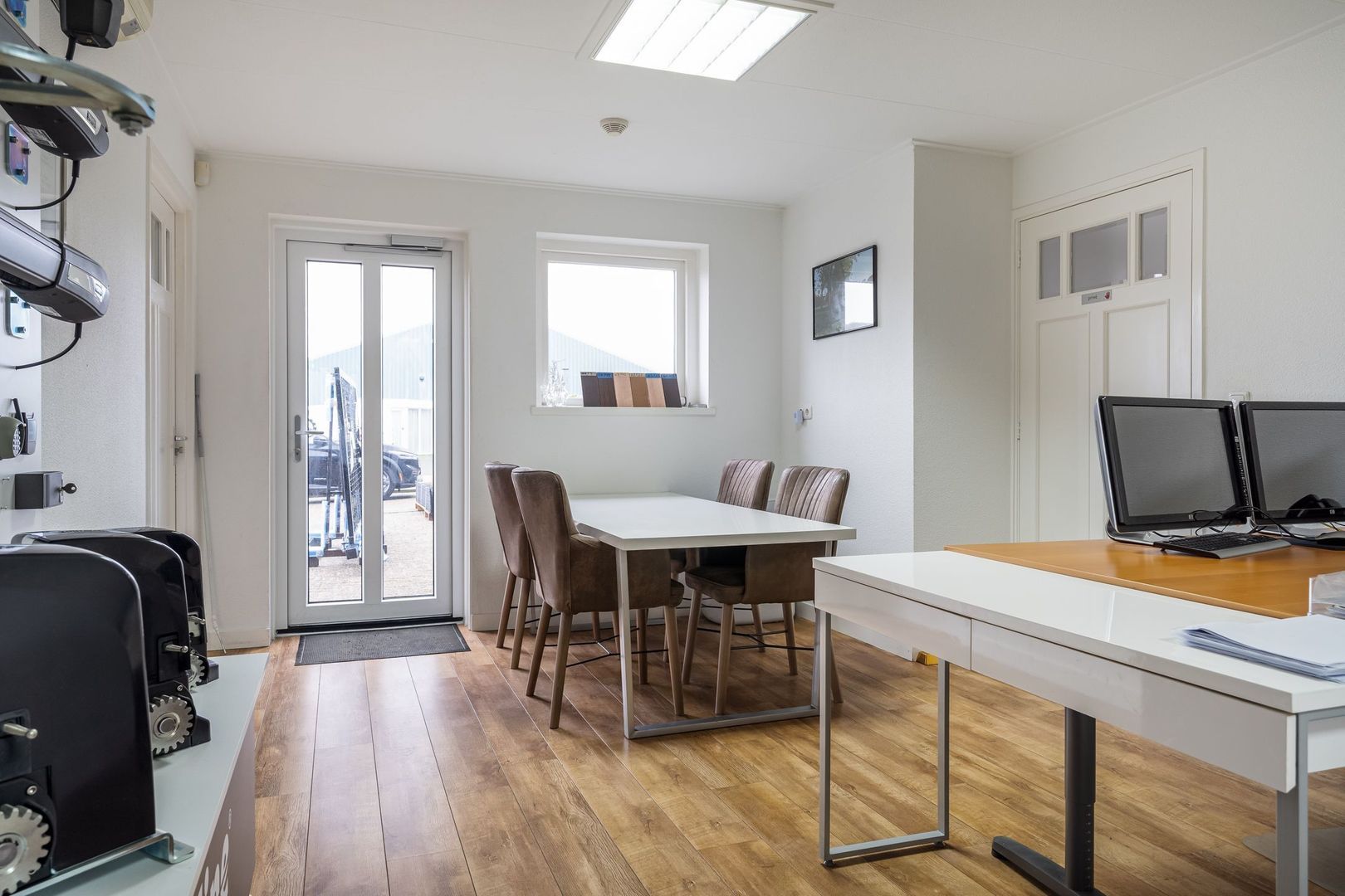 Het Helmhout 83 85, Drachten foto-53