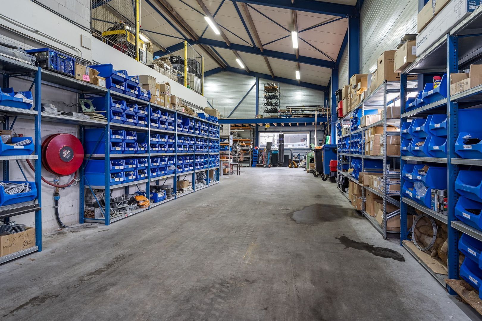 Het Helmhout 83 85, Drachten foto-2