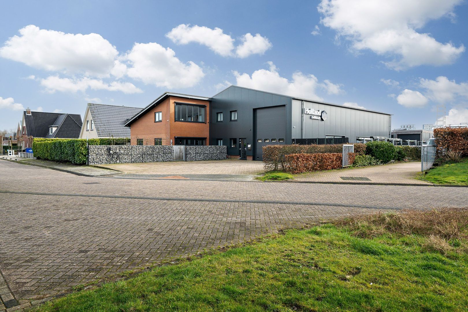 Het Helmhout 83 85, Drachten foto-1