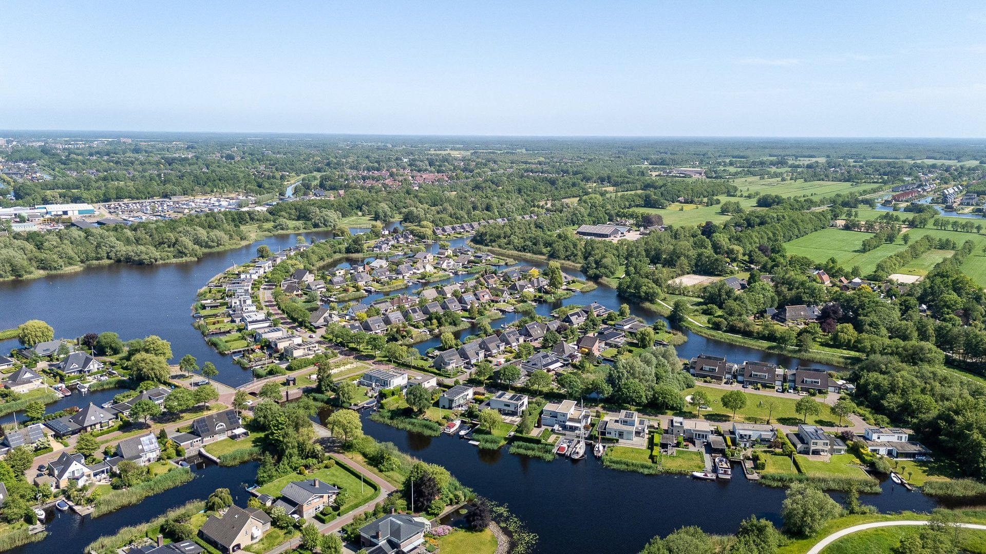 Broekfinne 38, De Wilgen foto-86