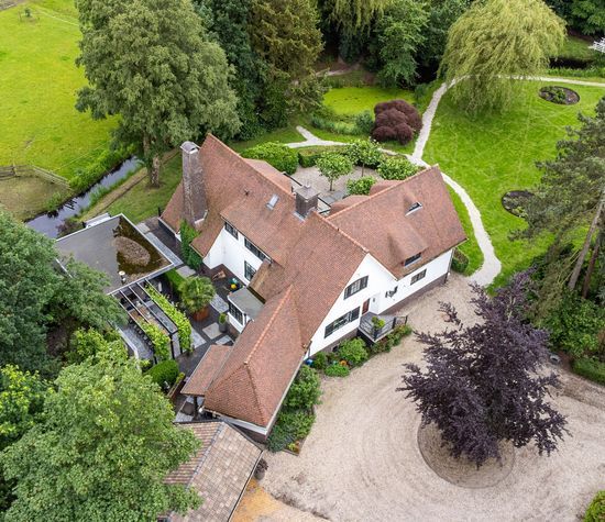 Hoge Zomerdijk 9, Joure