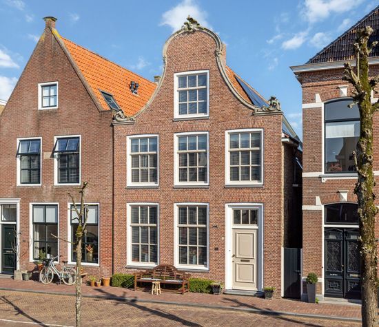 Godsacker 20, Franeker