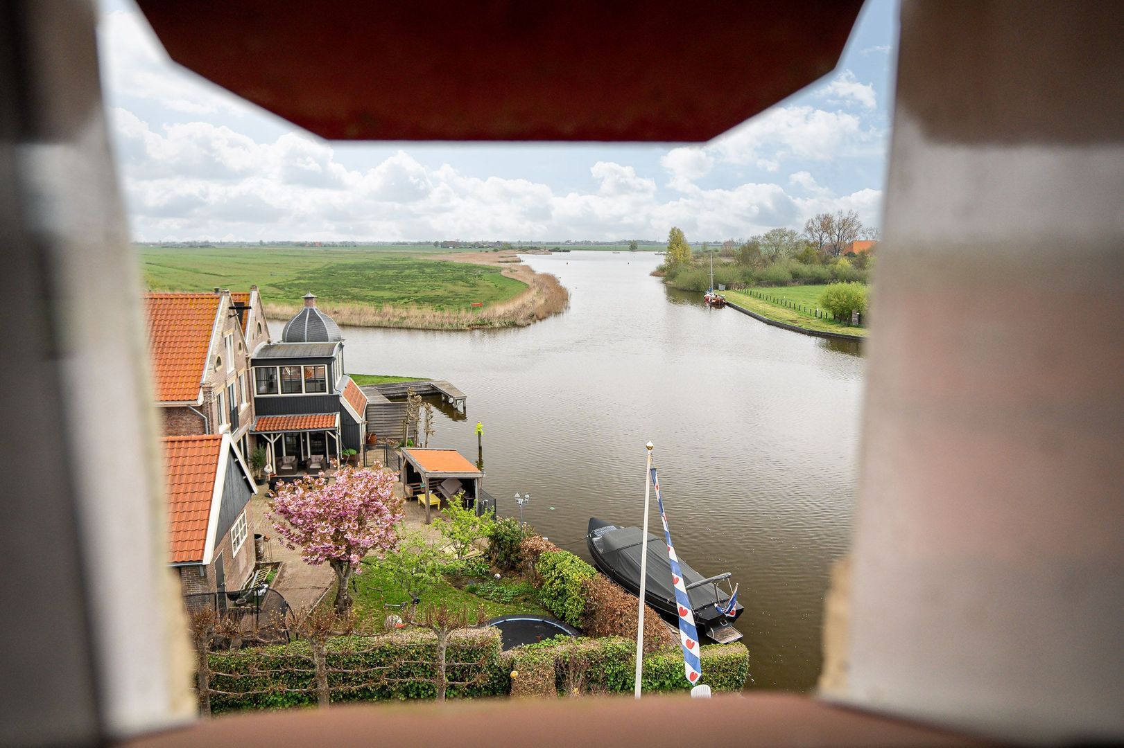 Iewâl 1, Woudsend foto-2