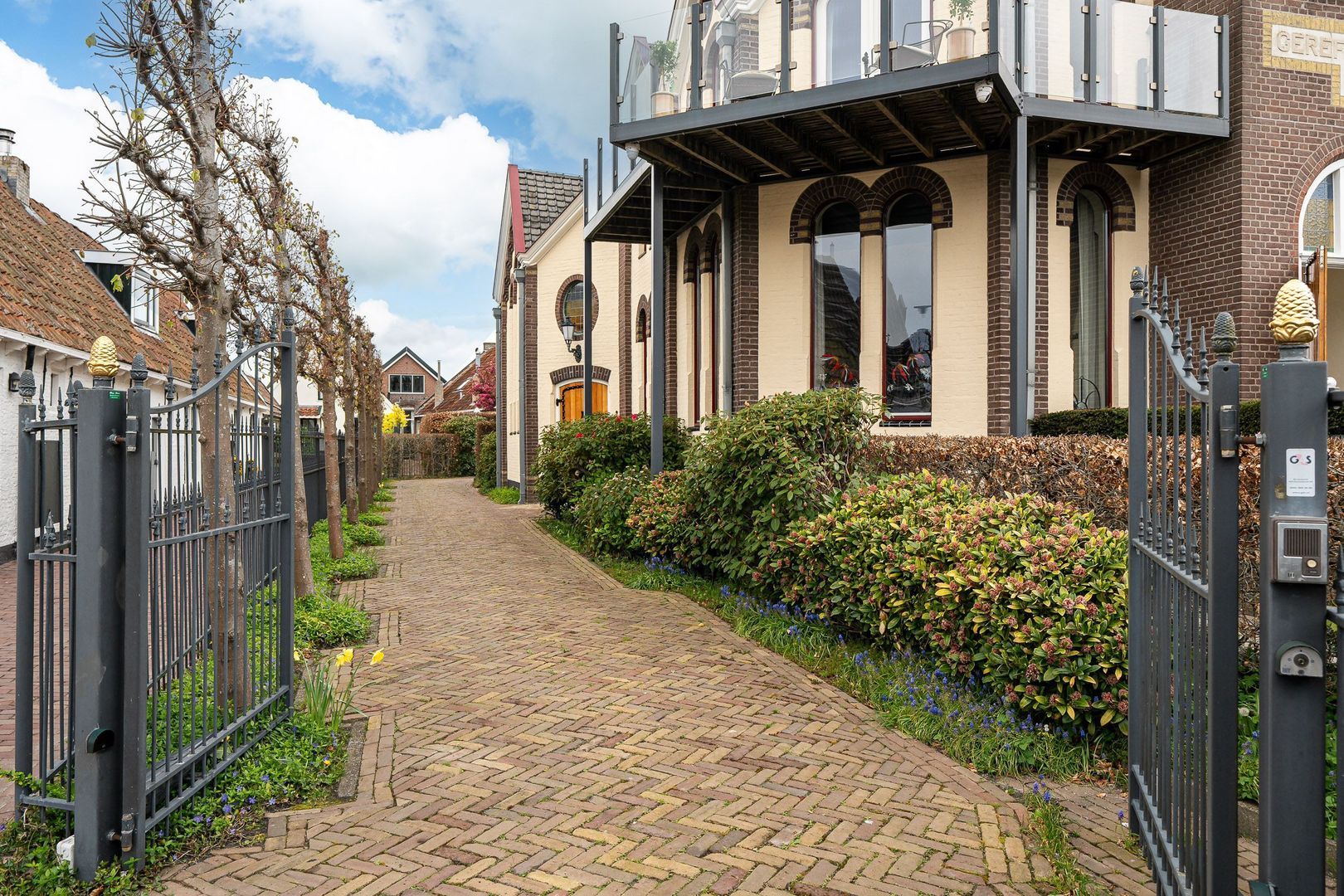 Iewâl 1, Woudsend foto-4