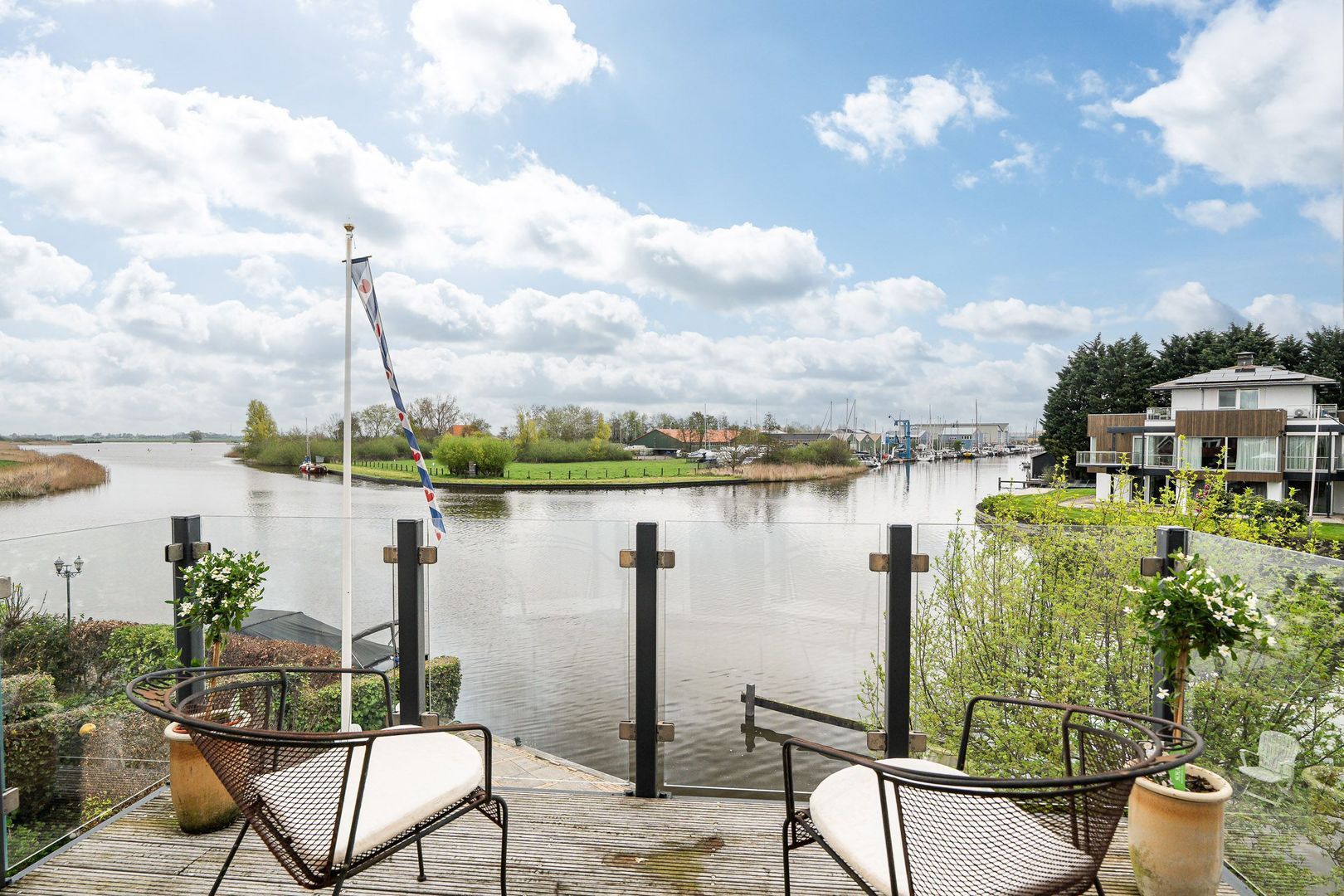 Iewâl 1, Woudsend foto-10