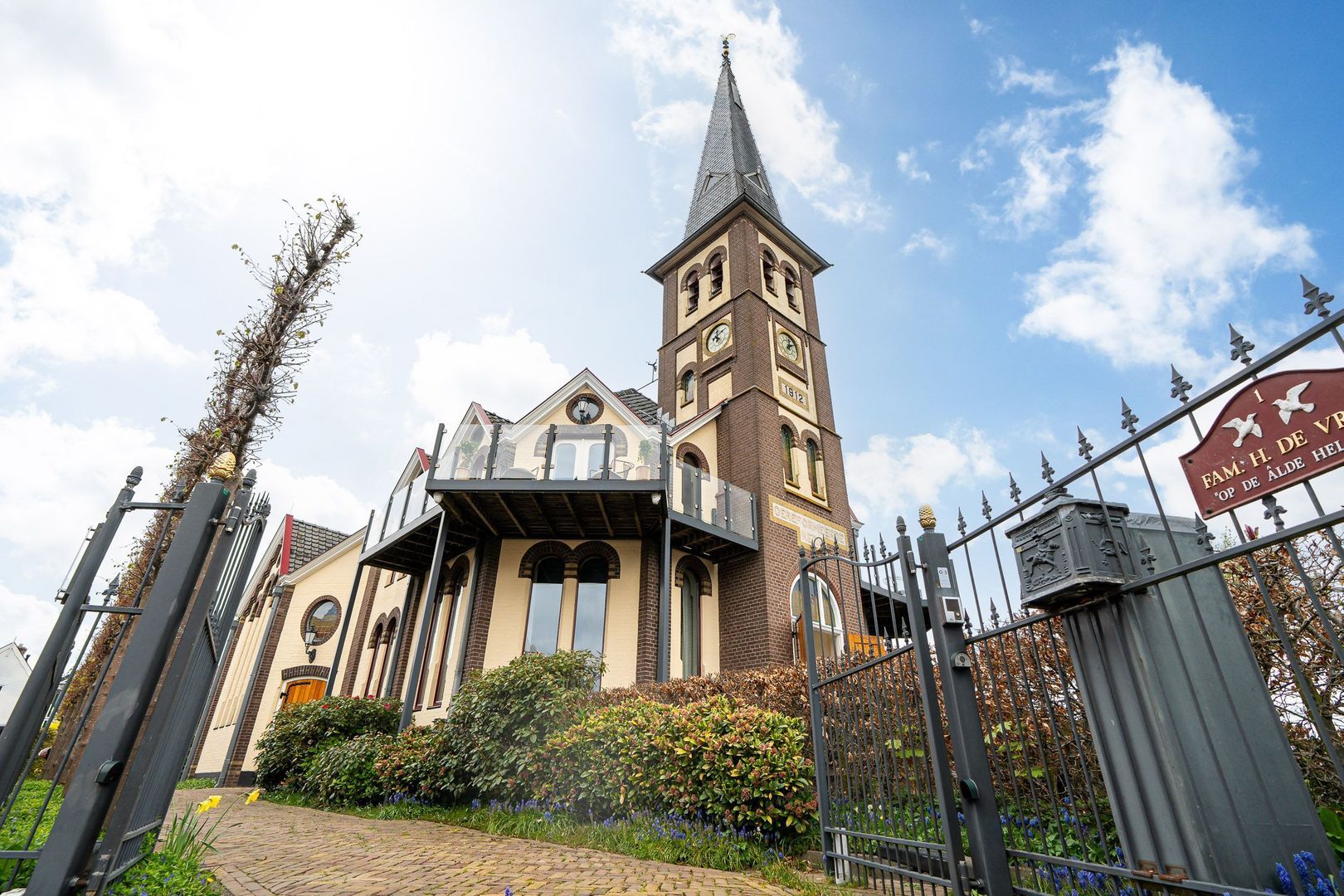 Iewâl 1, Woudsend foto-3