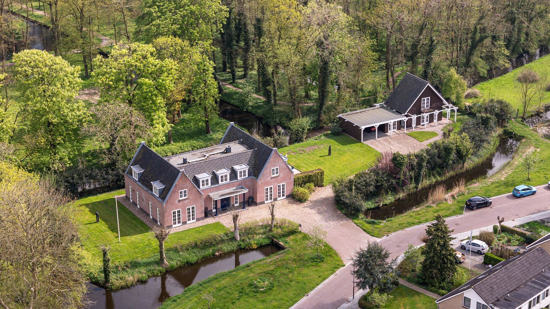 De Finne 7, Ysbrechtum foto-0