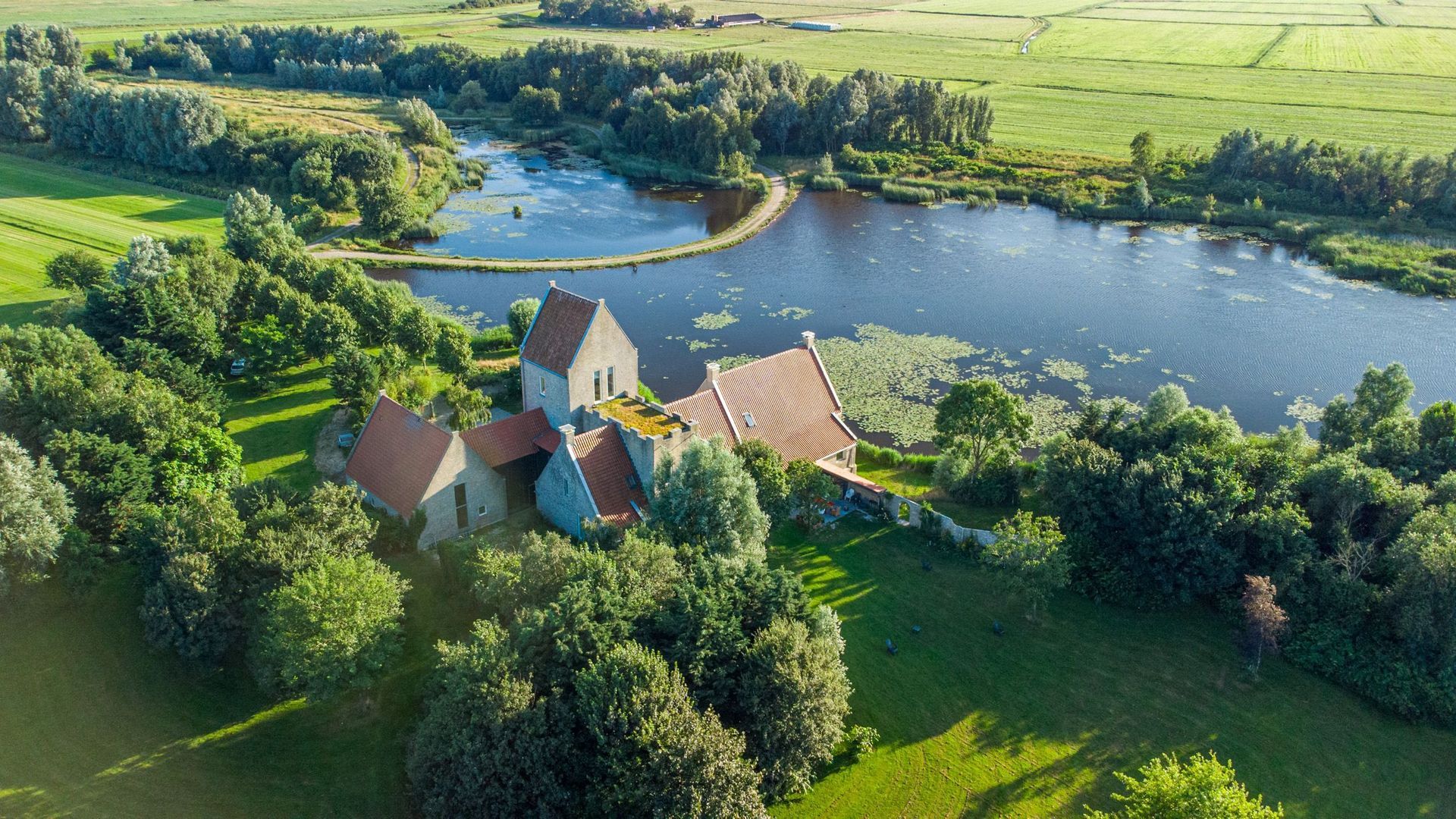 Wieldyk 10, Mirns foto-54