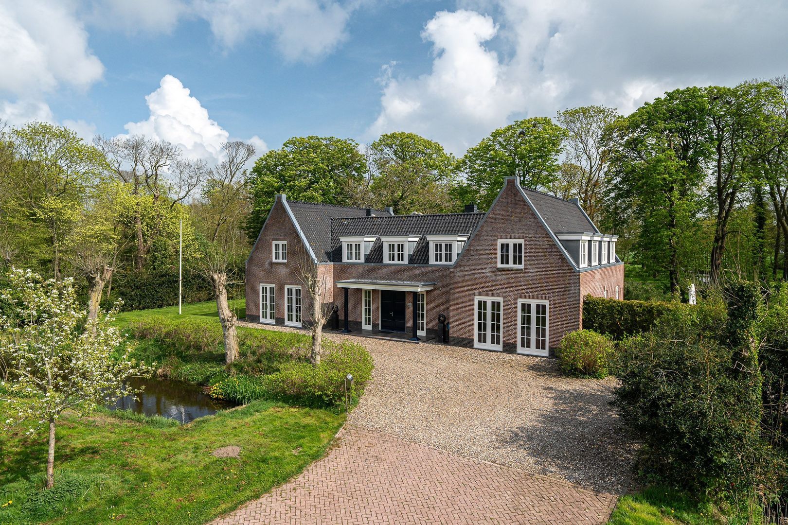 De Finne 7, Ysbrechtum foto-3