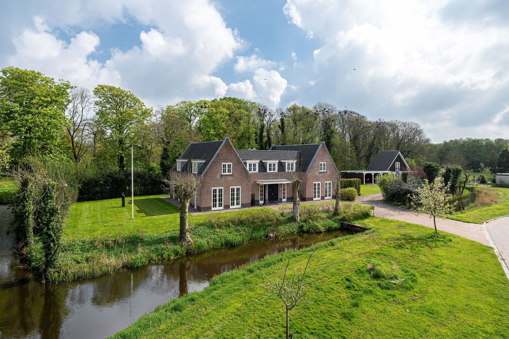 De Finne 7, Ysbrechtum foto-1