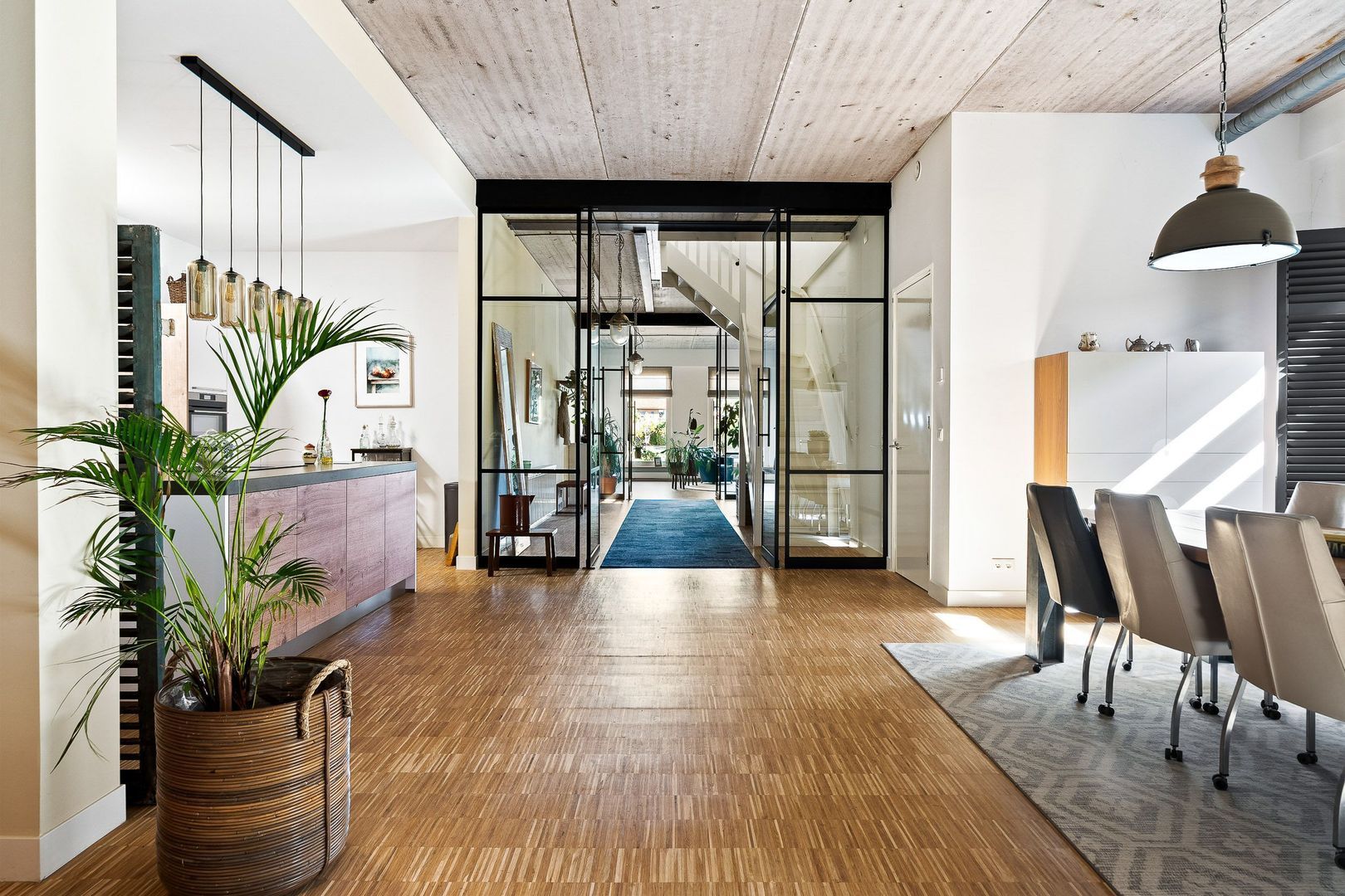 Iewâl 18, Woudsend foto-19