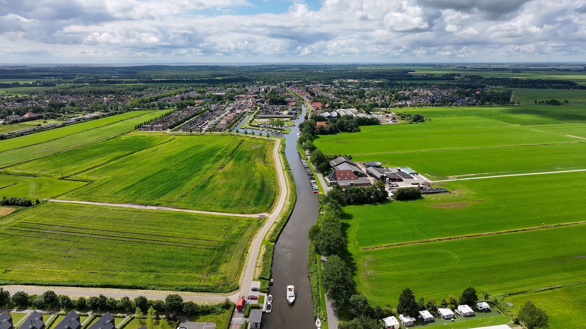 Wikelerdyk 16, Balk foto-35