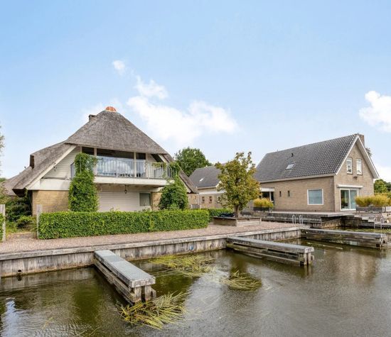 Utbuorren 16, Terherne