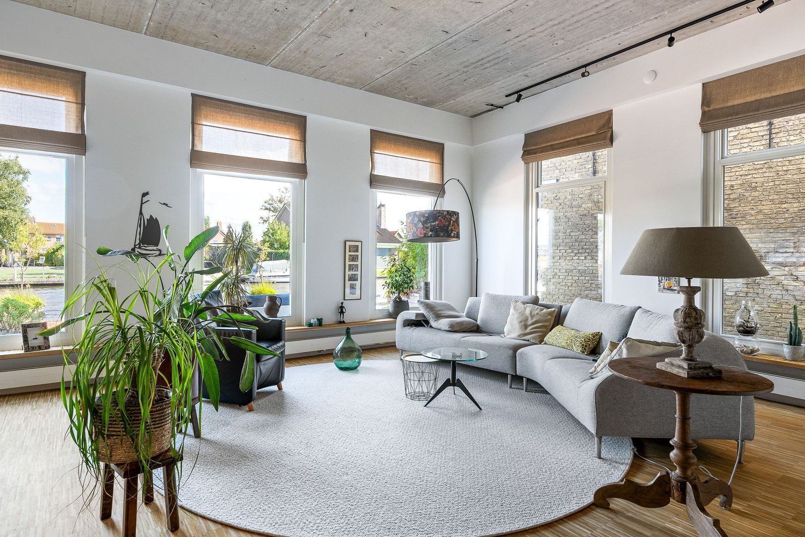 Iewâl 18, Woudsend foto-9