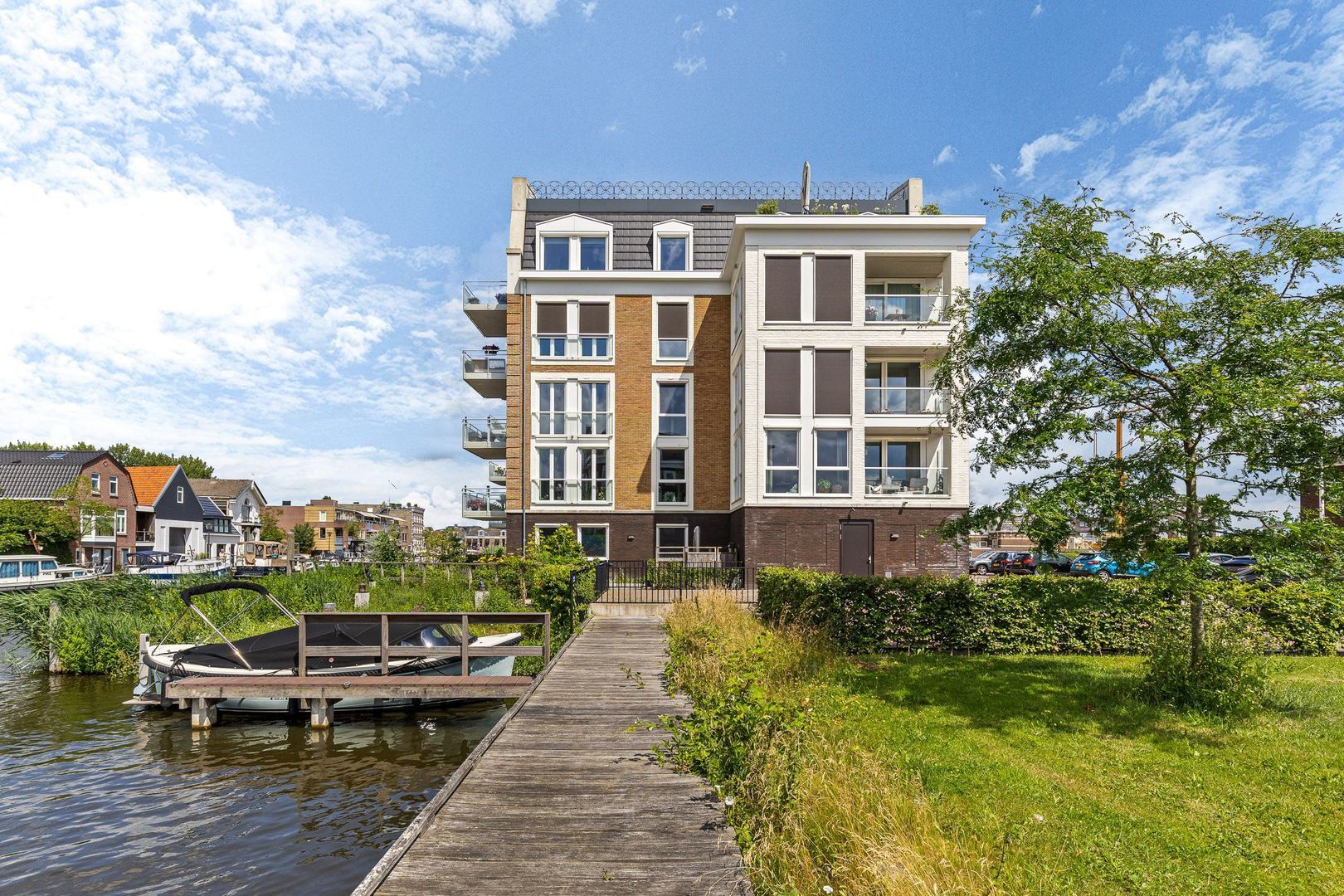 Waterbron 1 402, Sneek foto-56