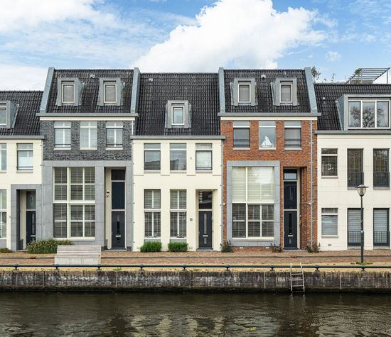Balthuskade 4, Sneek