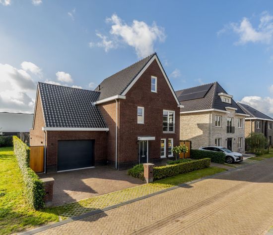 Ruisvoorn 6, Vlijmen