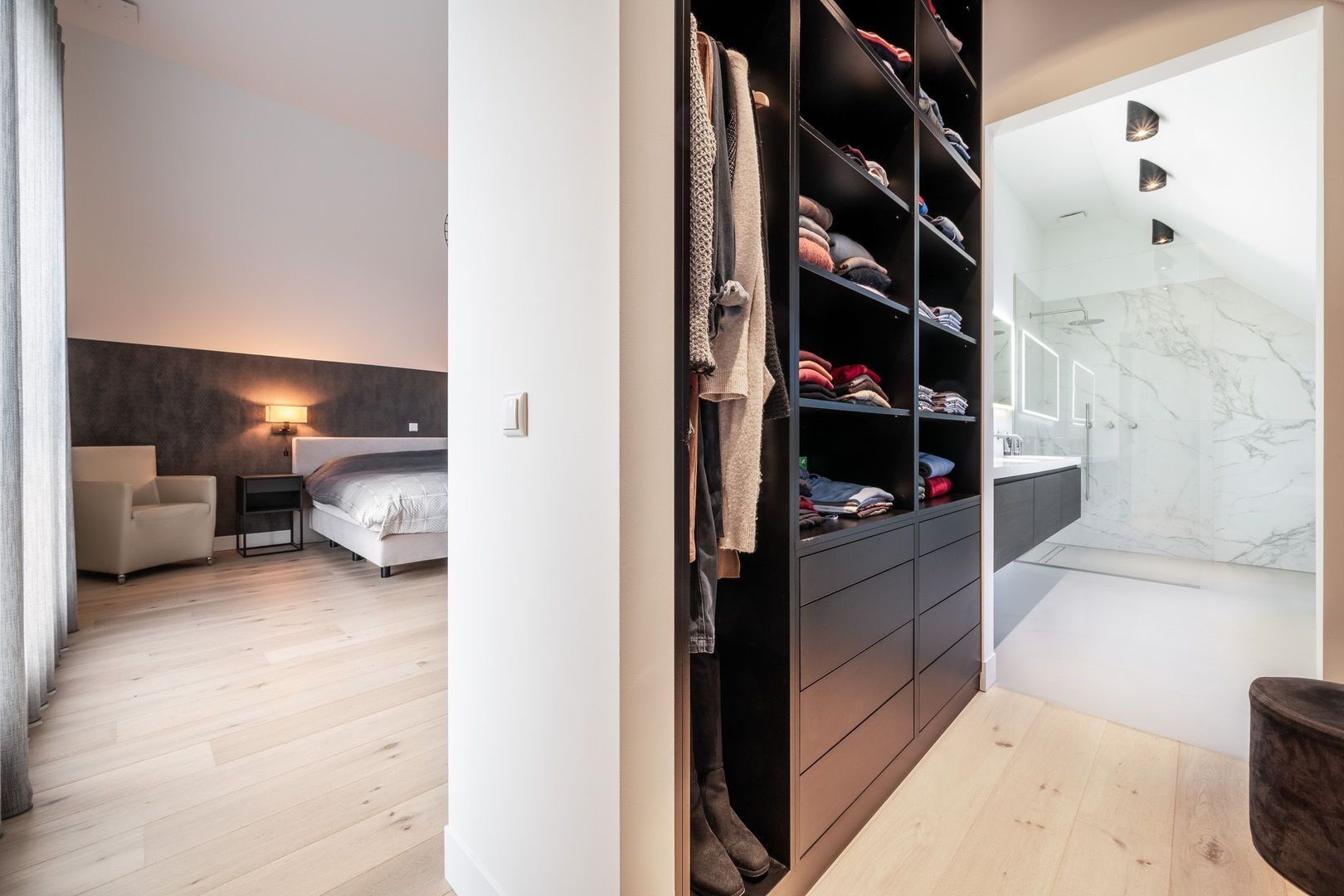 Zilverkarper 13, Vlijmen foto-14