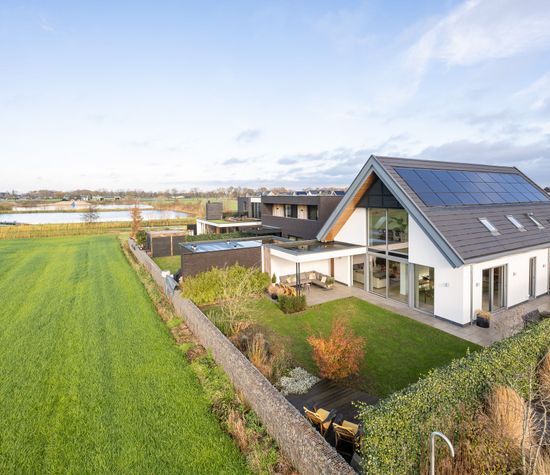 Zilverkarper 13, Vlijmen