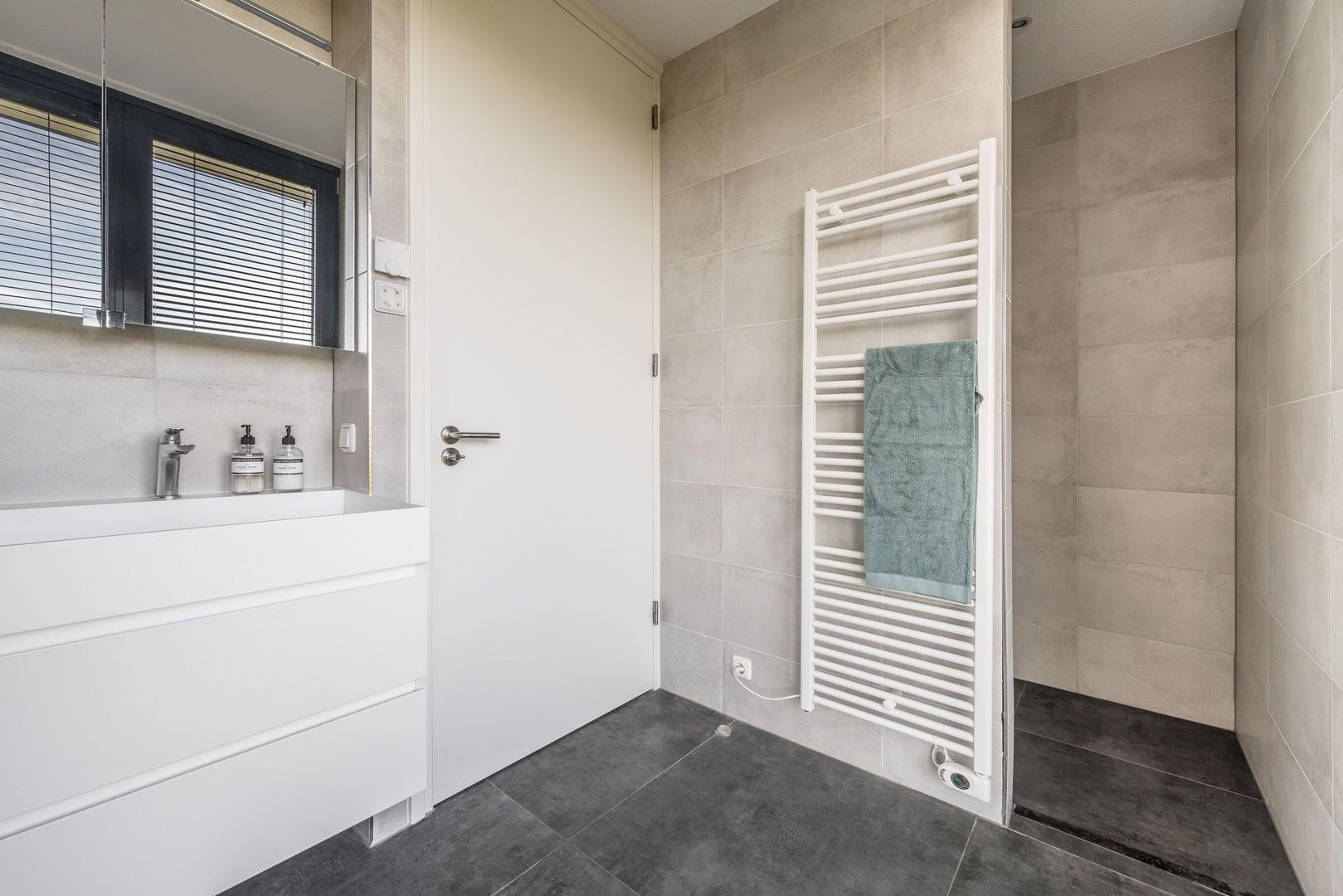 Bosbeemd 19, Vlijmen foto-20