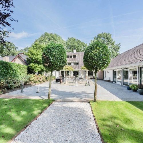 St.-Lambertusstraat 38, Cromvoirt foto-1
