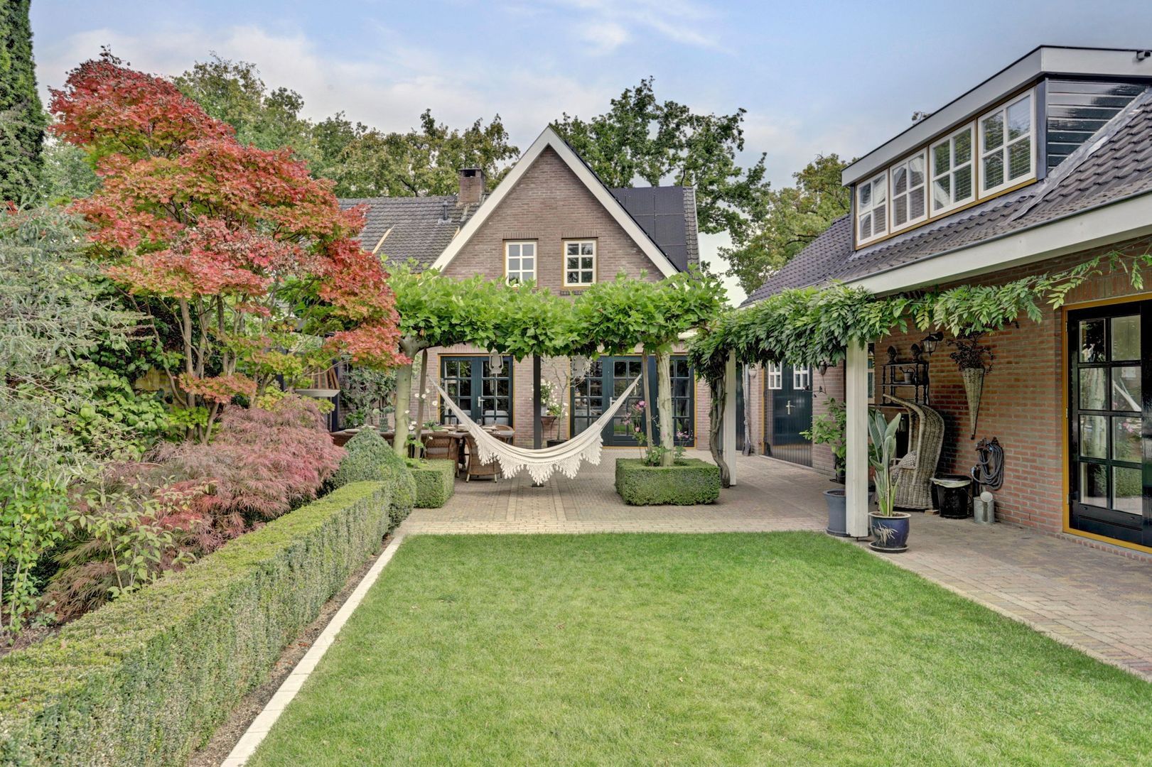 St.-Lambertusstraat 14, Cromvoirt foto-2