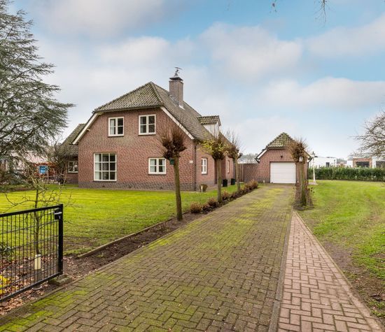 Loverensestraat 5, Cromvoirt